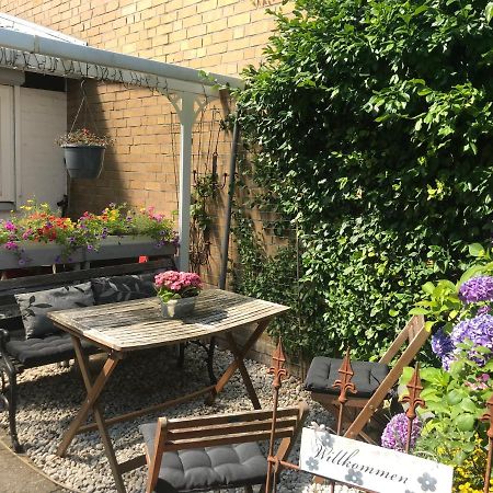Nias Guesthouse 라인벡 외부 사진