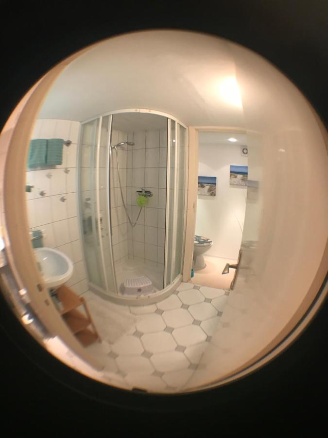 Nias Guesthouse 라인벡 외부 사진