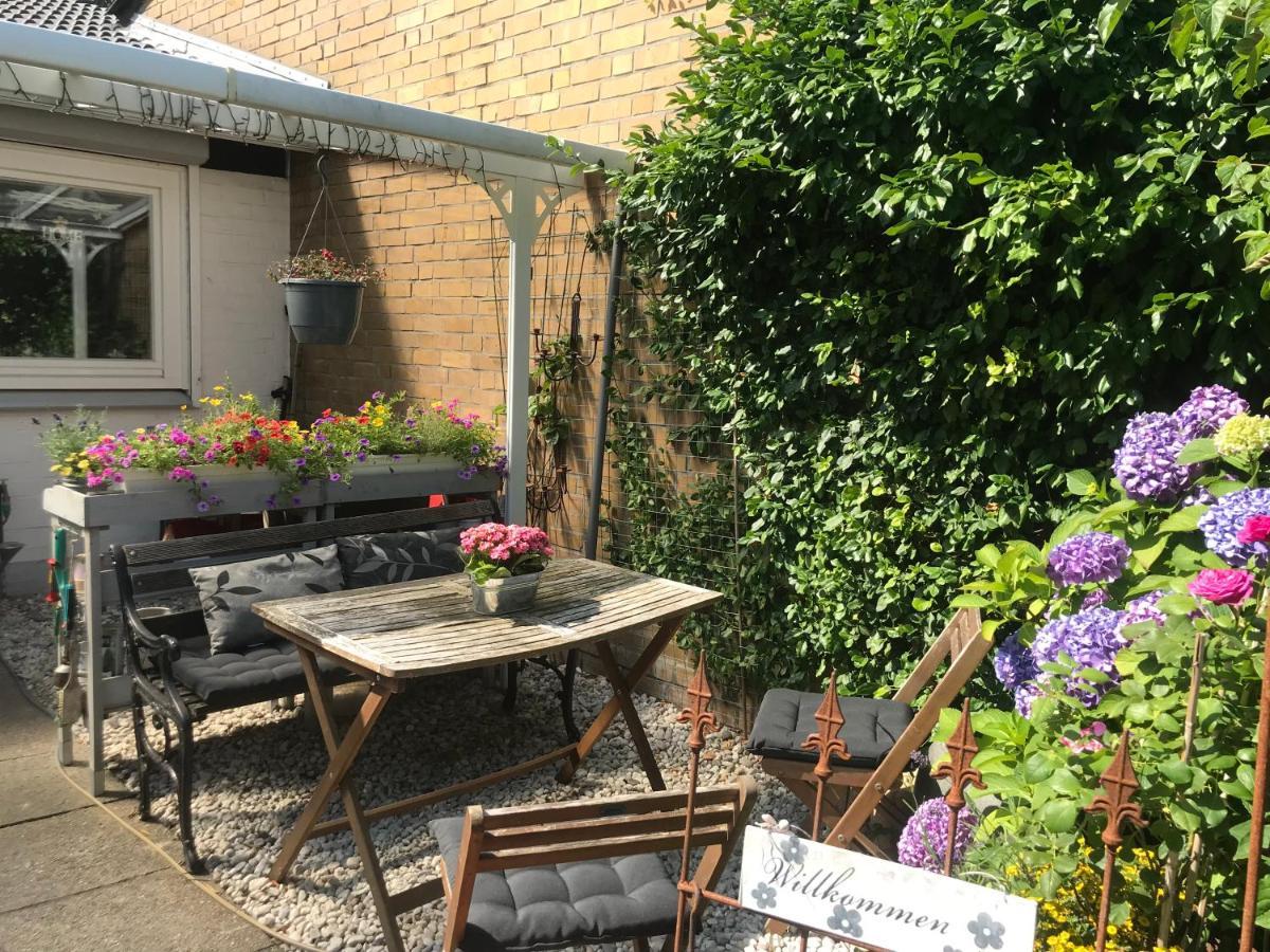 Nias Guesthouse 라인벡 외부 사진